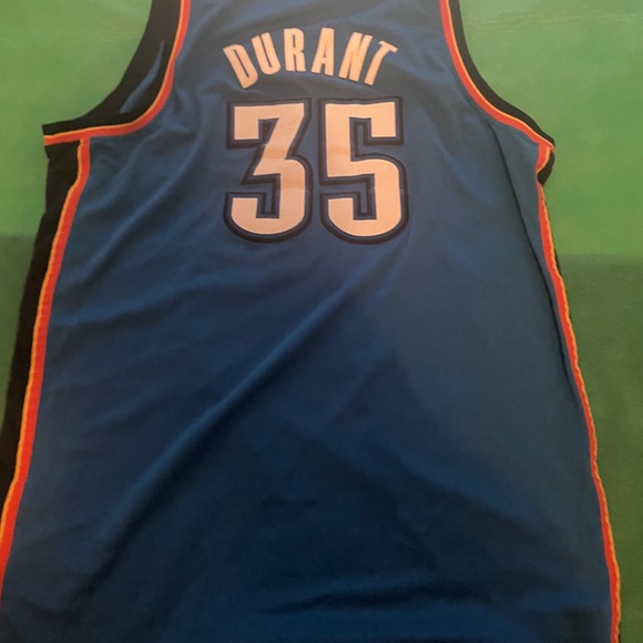 Kevin Durant adidas jersey - Picture 2 of 3